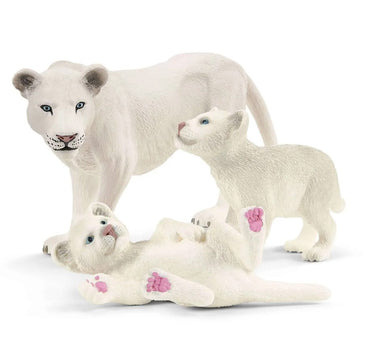 Schleich Wild Life Lion Mother With Cubs